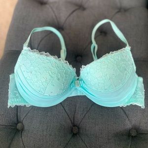 Victorias Secret Push Up Bra